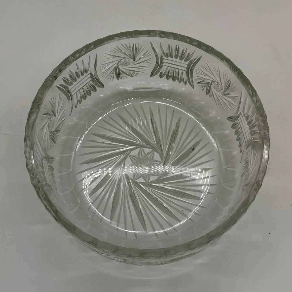 Unbranded Pinwheel Star Cut Glass Serving Bowl Scalloped‎ Rim Vintage Excellent